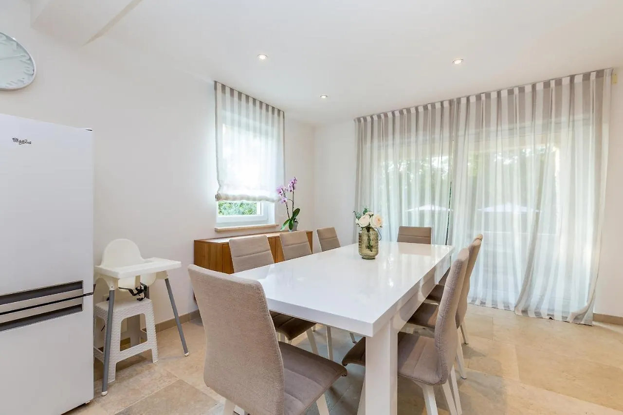 بيت للعطل Holiday House Vesna Sveti Anton  كرواتيا